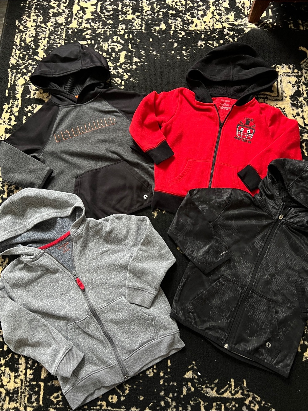 Boys 4 pc hoodie bundle size 4/5 5T